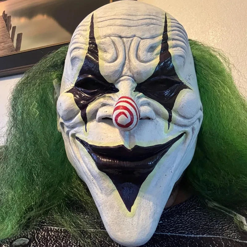 GlowGrin — Haunted Mask