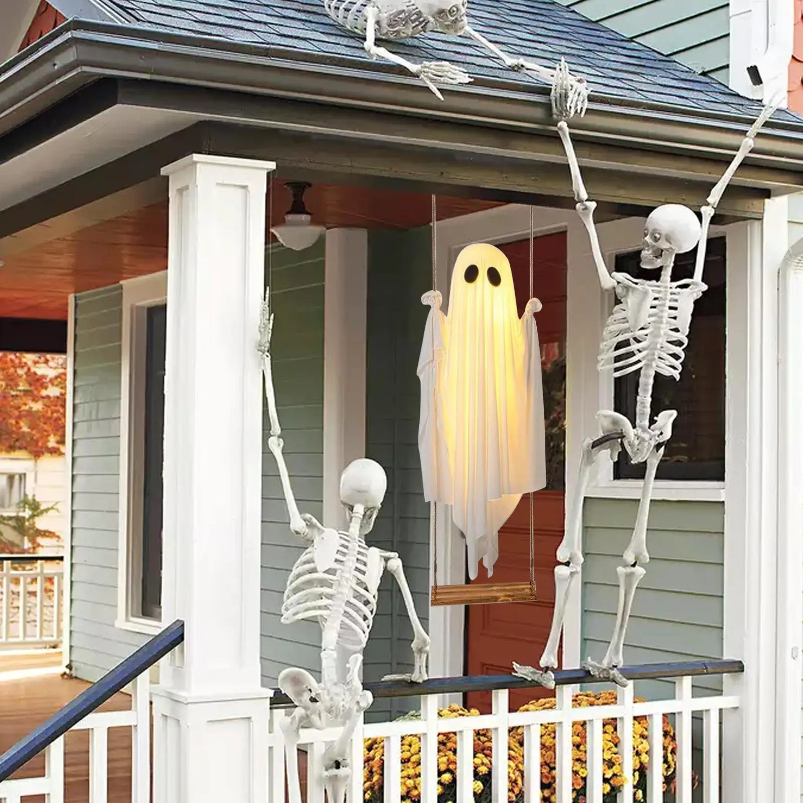 BooSwing™ — Hanging Ghost Light